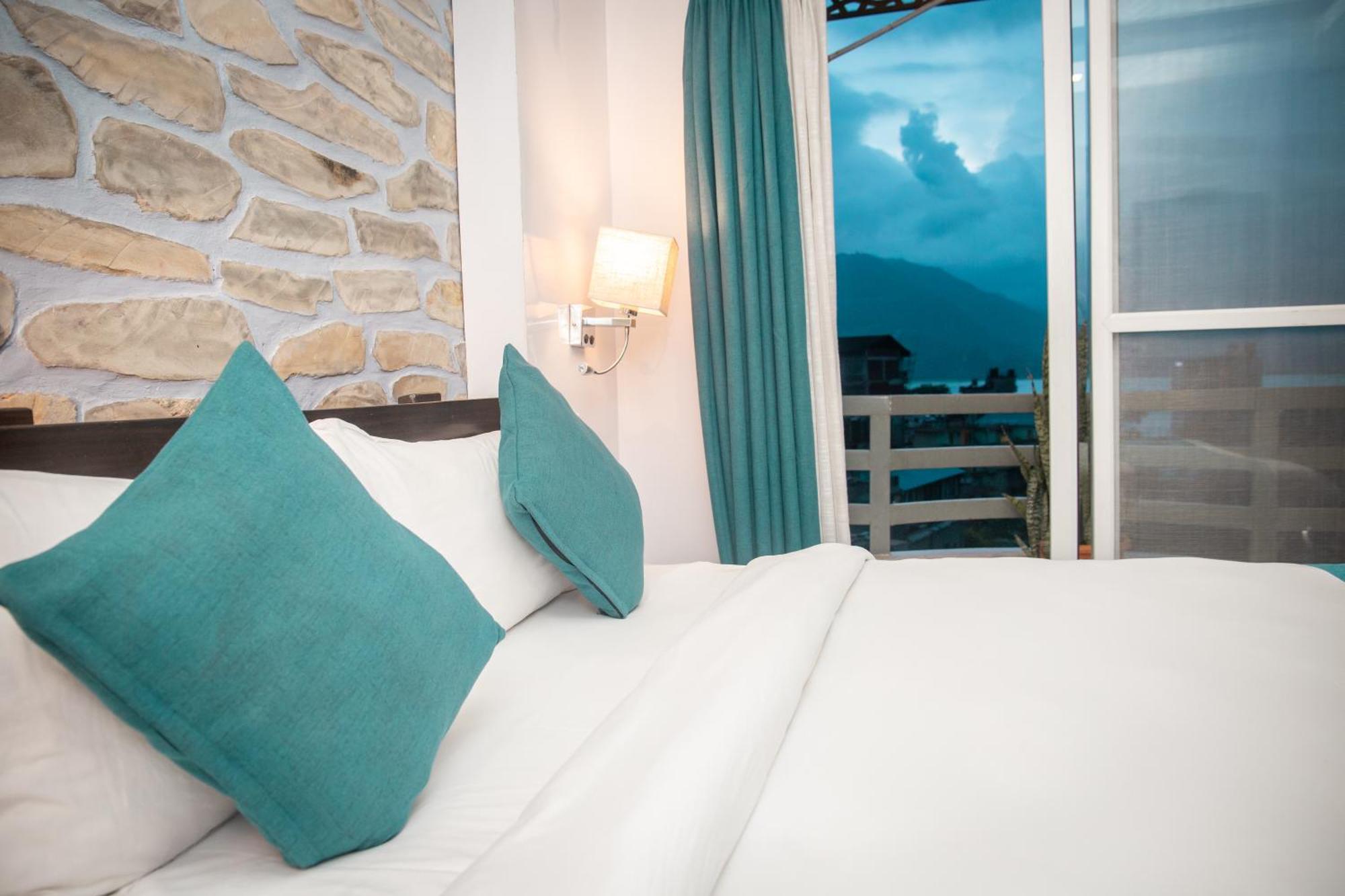 Chautari Boutique Hotel Pokhara Exterior photo