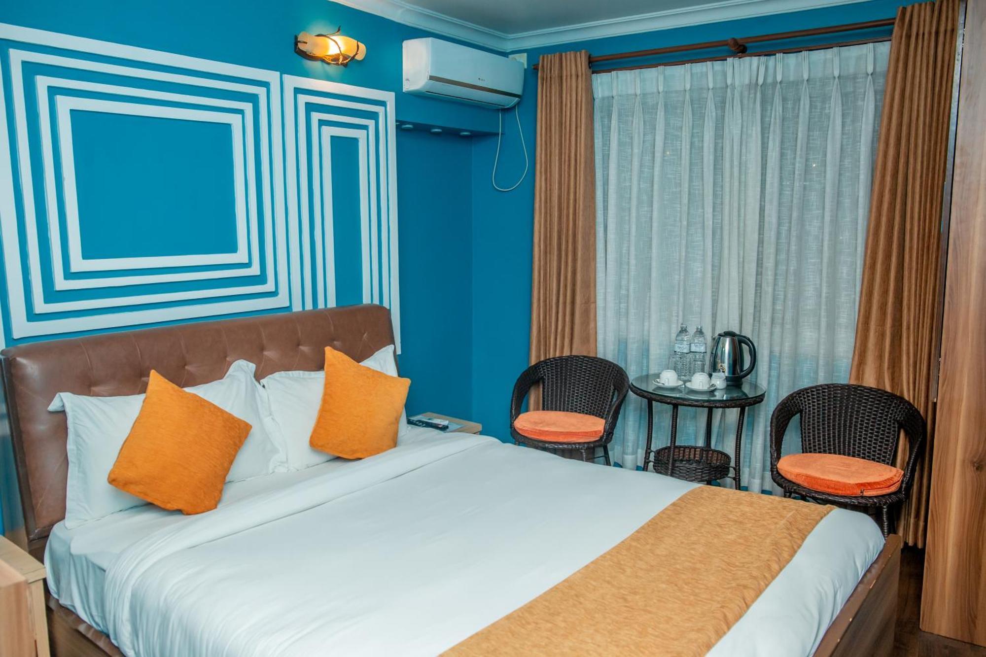 Chautari Boutique Hotel Pokhara Exterior photo